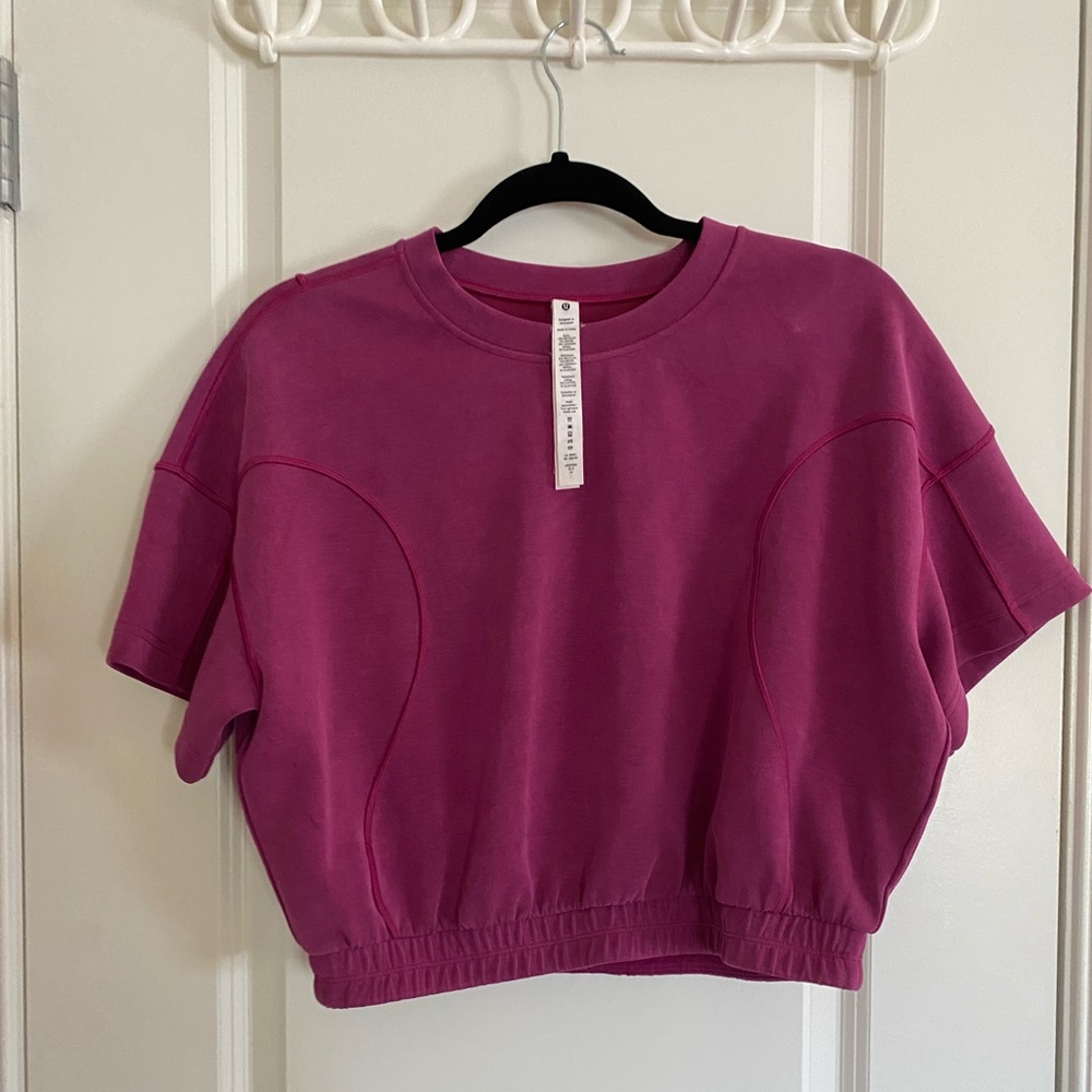 Lululemon softstreme cropped top size 8